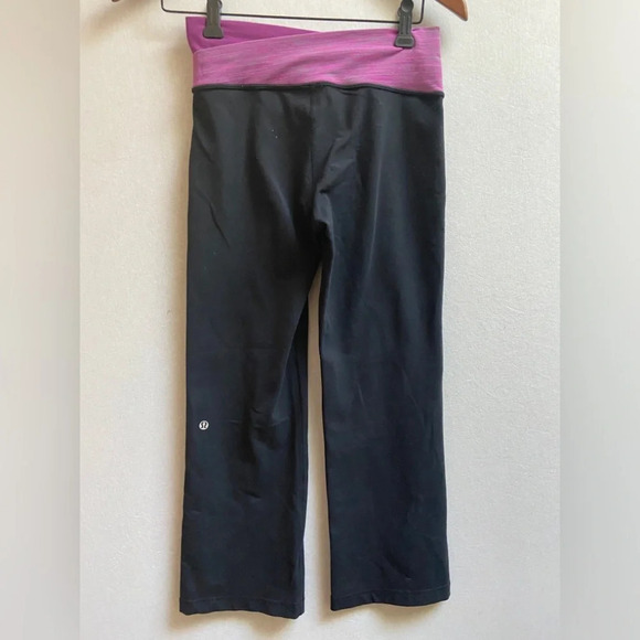 Lululemon Athletica straight leg cropped workout yoga pants SZ 4 - Picture 2 of 11